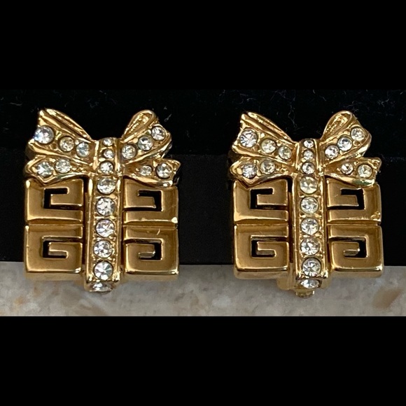 GIVENCHY Paris NY Gold Plate Crystal Present Gift Box Clip-On Earrings - Picture 1 of 12